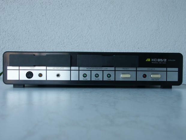 Der DDR-Heimcomputer KC 85/2 wurde 1984 erstmals vorgestellt. (Bild: Enrico Grämer)