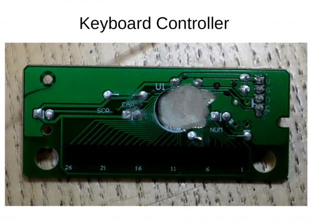 Der zerstörte Chip des Tastaturcontrollers: Dort hätten Daten gespeichert werden können. (Foto: Privacy International)  