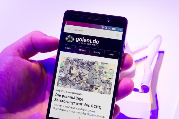 Das Honor 7 hat einen 5,2 Zoll großen Bildschirm mit einer Auflösung von 1.920 x 1.080 Pixeln. (Bild: Martin Wolf/Golem.de)