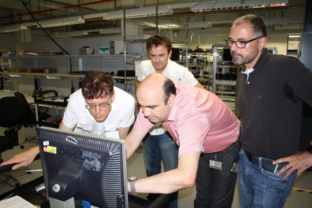 Achim Sawall, Hans-Peter Trost, Thomas Heuken, Markus Kratz (v. l. n. r.) (Foto: Christoph von Schierstädt/Lantiq)
