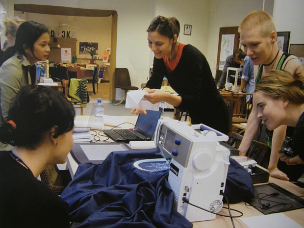 Das Turtlestitch-Projekt bietet neben der Software auch Workshops an. (Bild: Erik B&auml;rwaldt)