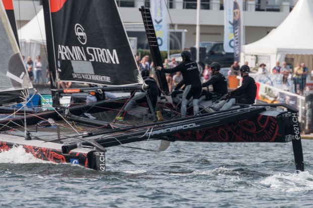 Die gebogene Form des Schwerts macht es möglich. (Foto: Werner Pluta/Golem.de)