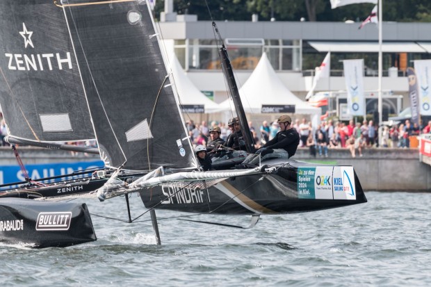 Die Wind frischte auf, und die Teams - hier Spindrift - ... (Foto: Werner Pluta/Golem.de)