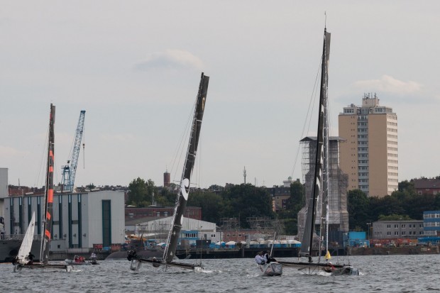 ...  oder Alinghi und Oman. (Foto: Werner Pluta/Golem.de)