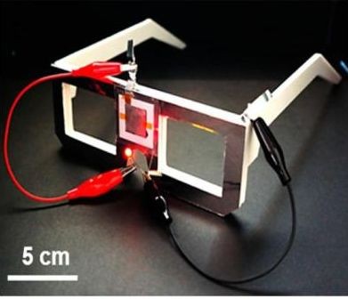 Das Brillengestell wird zum Akku. (Foto: Unist)