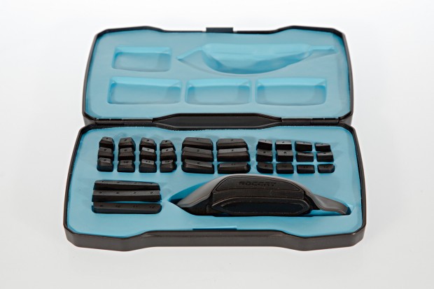 Roccat liefert eine Schatulle für die Tasten mit. (Bild: André Schume/Golem.de)