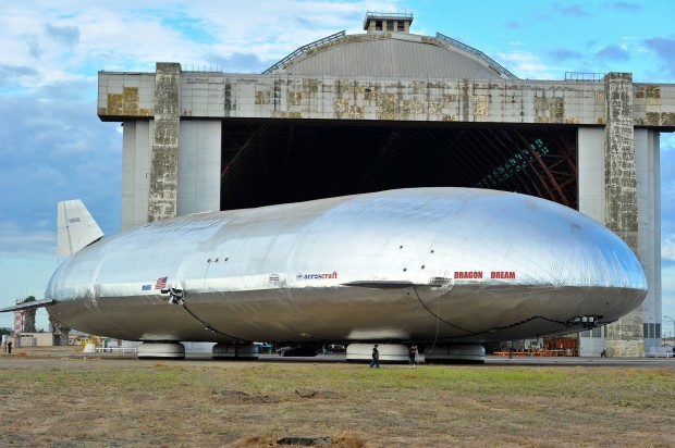 F&uuml;r Auftrieb sorgt Helium. Wird es komprimiert, sinkt das Luftschiff. (Bild: Worldwide Aeros Corp.)