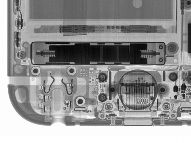 Eine R&ouml;ntgenaufnahme der Taptic Engine (Bild: iFixit)