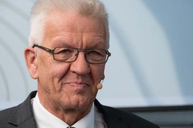 Ministerpr&auml;sident Kretschmann fand die Fahrt "klasse". Er habe sich sicher gef&uuml;hlt, sagte er. (Foto: Werner Pluta/Golem.de)