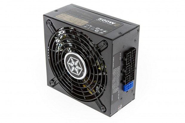 Silverstones SST-SX500-LG (Bild: Martin Wolf/Golem.de)