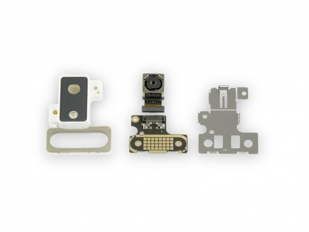 Das ge&ouml;ffnete Hauptkamera-Modul (Bild: iFixit)