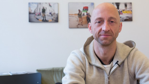 Philipp Hochleitner leitet das PocketFM-Projekt. (Bild: Martin Wolf/Golem.de)