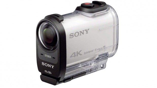 Mit Gehäuse verträgt die Sony FDR X-1000 VR  bis zu 60 Meter Tauchtiefe. (Bild: Sony)