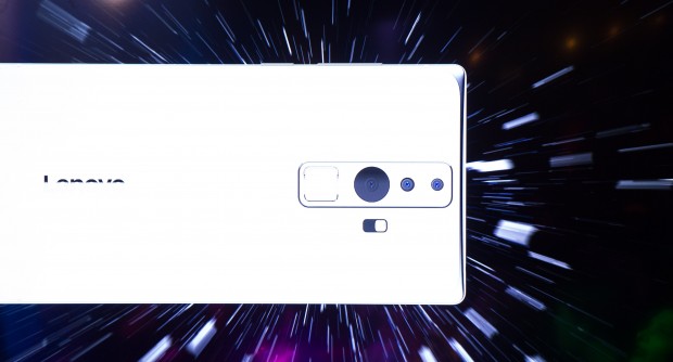 Eine der Designstudien des kommenden Project-Tango-Smartphones von Lenovo (Bild: Martin Wolf/Golem.de)