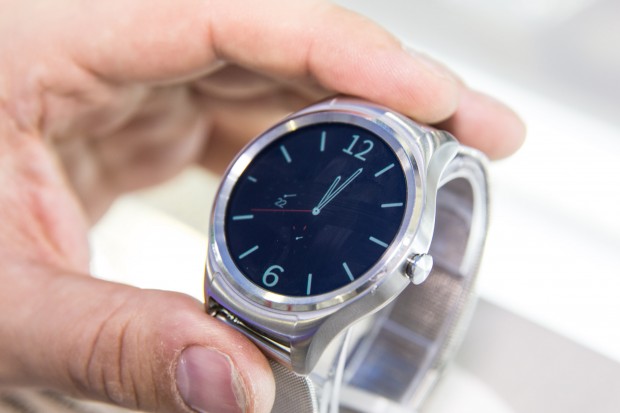 Die Haier Watch hat ein 1,4 Zoll großes rundes Display. (Bild: Martin Wolf/Golem.de)