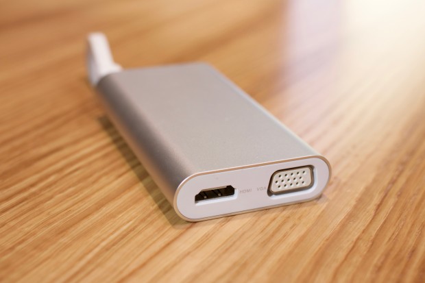 Matedock ist auf kompakte Größe getrimmt. (Bild: Michael Wieczorek/Golem.de)