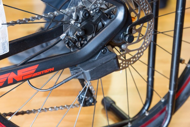 Im Parkenmodus wird das Hinterrad blockiert. (Bild: Martin Wolf/Golem.de)