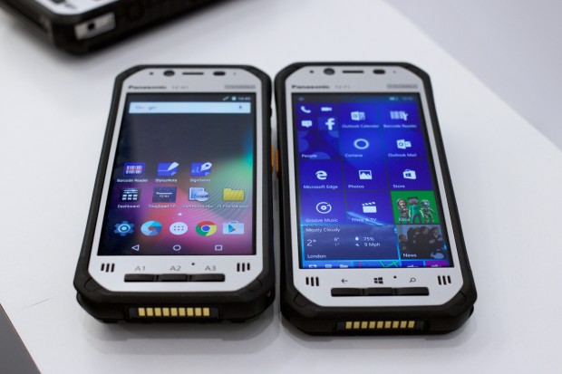 Windows- und Android-Version nebeneinander (Foto: Michael Wieczorek/Golem.de)