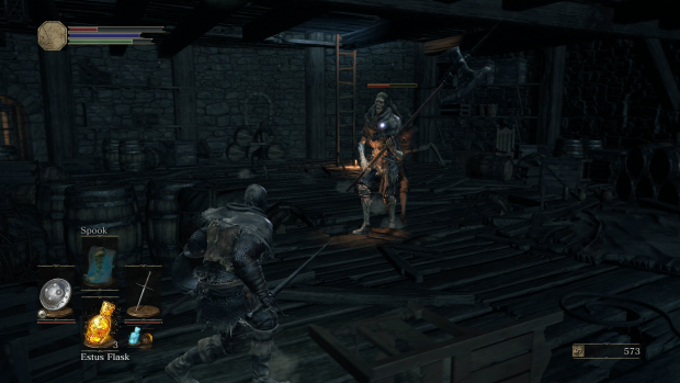 Die Innenr&auml;ume sind auch in Dark Souls 3 gewohnt dunkel. Feinde attackieren hier immer wieder aus Verstecken heraus. (Bild: Medienagentur plassma / Olaf Bleich)