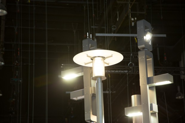 Die beiden Leuchten außen sind modular aufgebaut. (Foto: Martin Wolf/Golem.de)