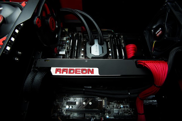 Radeon Pro Duo in einem System der Radeon Technologies Group (Bild: AMD)