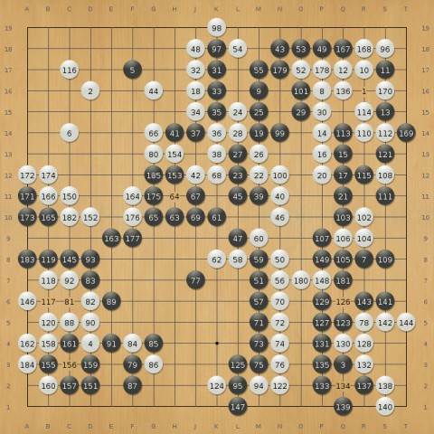 Lee Sedol (schwarz) gegen Alpha Go (Wei&szlig;), Zug 184 (Screenshot: Frank Wunderlich-Pfeiffer)