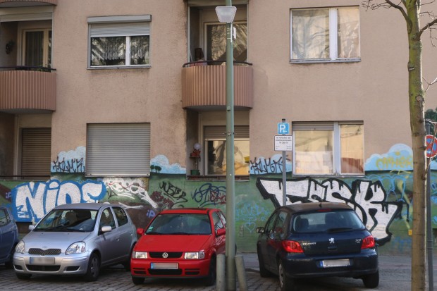 Wegen des Gewichts sind die Radarsensoren in der Berliner Bundesallee relativ weit unten am Mast befestigt. (Foto: Friedhelm Greis/Golem.de)