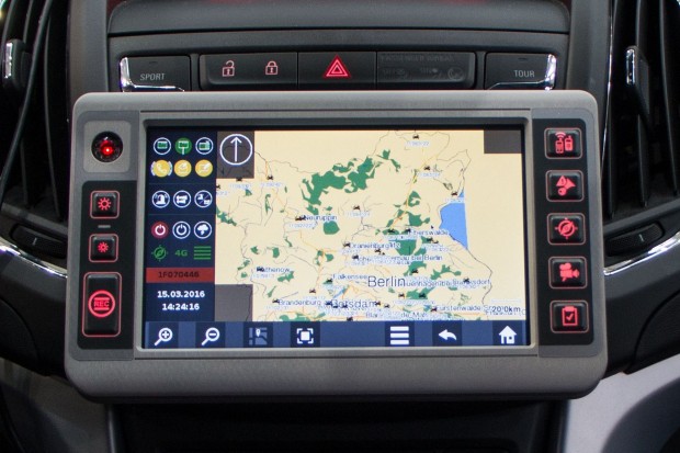 In der Kartenanwendung ist der Standort aller Einsatzfahrzeuge zu Lande, zu Wasser und in der Luft zu sehen. (Foto: Werner Pluta/Golem.de)