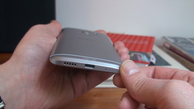 Der USB-Typ-C-Anschluss im 10 unterstützt USB 3.1. (Bild: Peter Steinlechner/Golem.de)