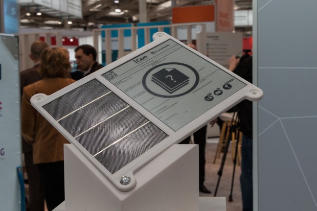 E-Paper statt Papier: Die Zolldokumente sollen künftig digital sein und auf einem E-Paper-Display angezeigt werden. (Foto: Werner Pluta/Golem.de)