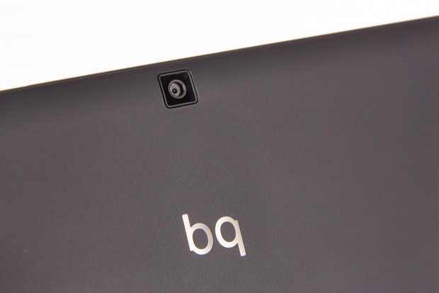 Die Kamera hat je nach Modell eine Auflösung von 5 oder 8 Megapixeln. (Bild: Martin Wolf/Golem.de)