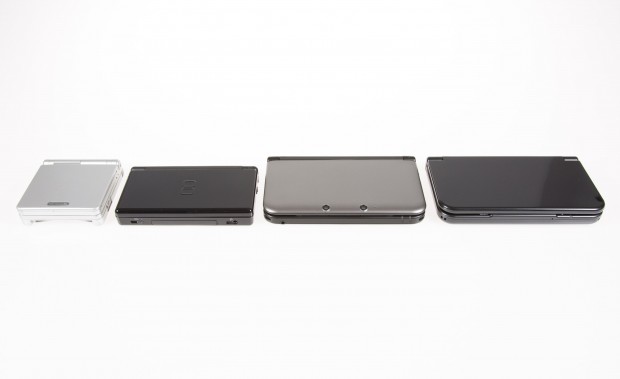 Mehrere Generationen Clamshell-Design ... (Bild: Martin Wolf/Golem.de)