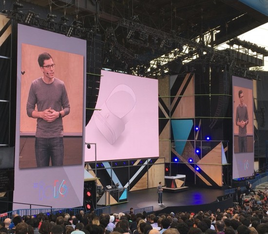 Das Referenzdesign des VR-Headsets (Bild: Tobias Költzsch/Golem.de)