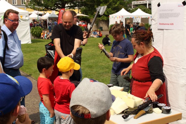 Gebastelt wurde auch ohne Computer. (Foto: Alexander Merz/Golem.de)