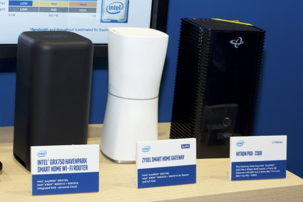 Hier ist zu sehen, wie nah Anfangs sich die Hersteller an Intels Referenzdesign orientieren. (Foto: Andreas Sebayang/Golem.de)