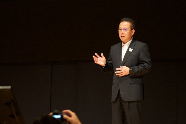 Tatsuya Tanaka auf der Keynote des Fujitsu Forums (Foto: Andreas Sebayang/Golem.de)