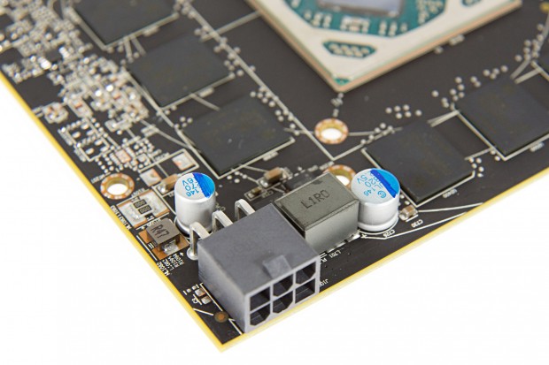 Ein einzelner 6-Pol-Anschluss (Foto: Martin Wolf/Golem.de)