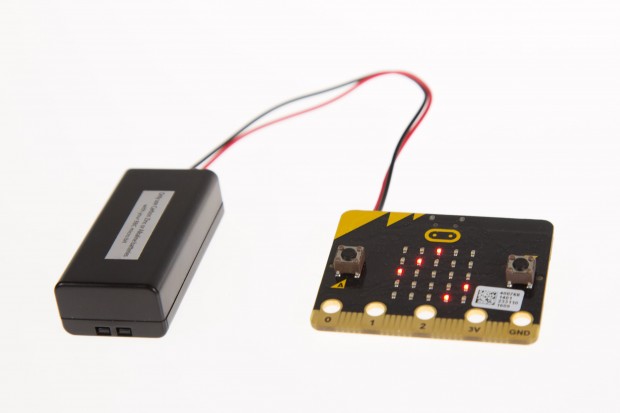 Das Batteriefach wird mitgeliefert. (Foto: Martin Wolf/Golem.de)