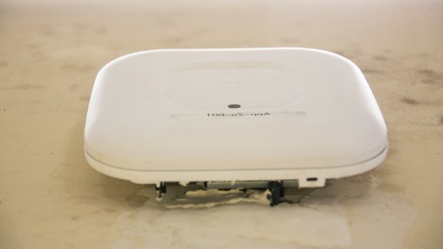 Die Access-Points kommen von Cisco. (Foto: Martin Wolf/Golem.de)