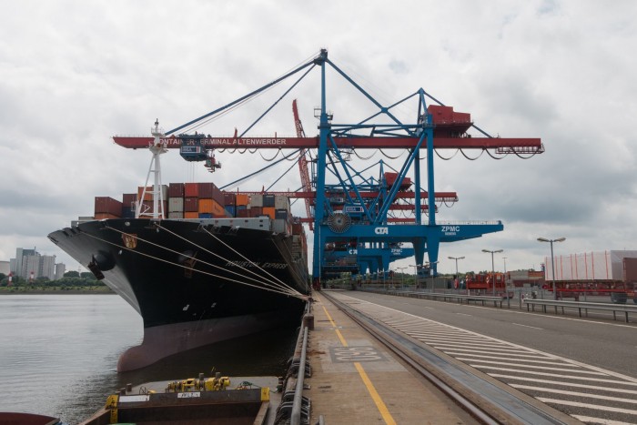 Hier können Schiffe der New-Panamax-Klasse festmachen. (Foto: Werner Pluta/Golem.de)