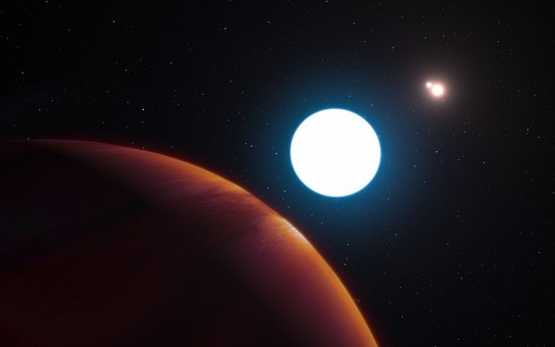 Es ist das erste bekannte Drei-Stern-System. (Bild: L. Calçada/M. Kornmesser/Eso)