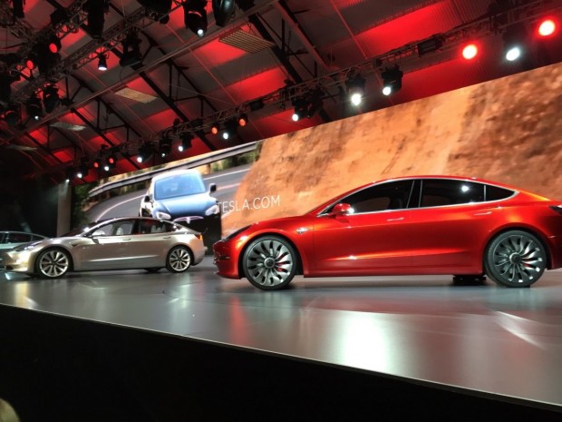 Teslas nächstes Auto heißt Model 3. (Foto: Dirk Kunde)