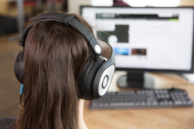 Das Kopfband entlastet die Nase nur wenig. Über längere Zeit wird das Glyph einfach zu schwer. (Bild: Martin Wolf/Golem.de)