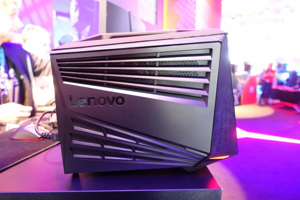 Ideacentre Y710 Cube (Bild: Sebastian Wochnik/Golem.de)