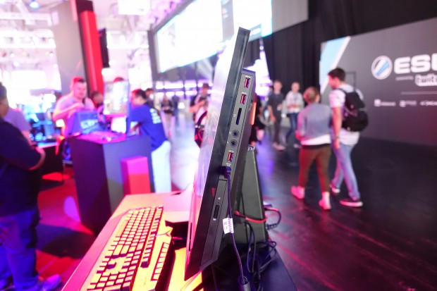 Ideacenter Y910 AiO (Bild: Golem.de)