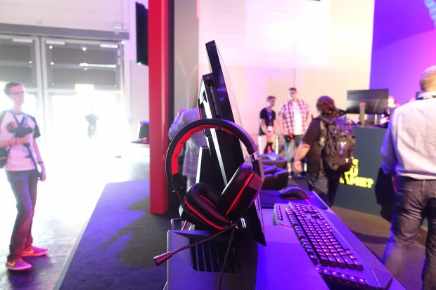 Ideacenter Y910 AiO (Bild: Golem.de)