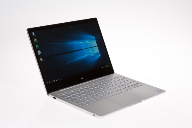 Das Mi Notebook Air von Xiaomi in der 12,5-Zoll-Variante (Bild: Martin Wolf/Golem.de)