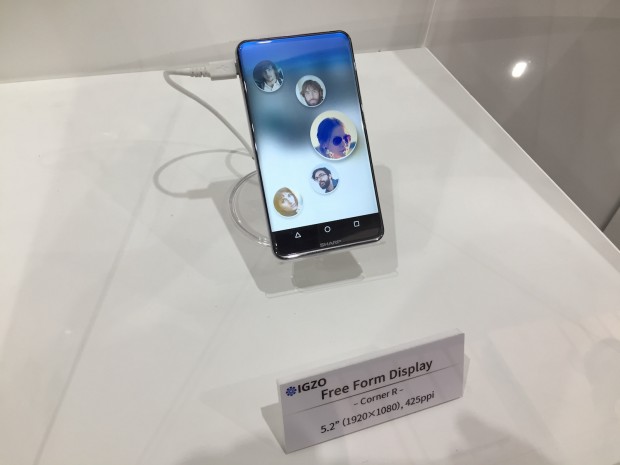 Sharp ist vielen als Displayhersteller bekannt. Dementsprechend gab es ein paar Demodisplays ...(Foto: Andreas Sebayang/Golem.de)