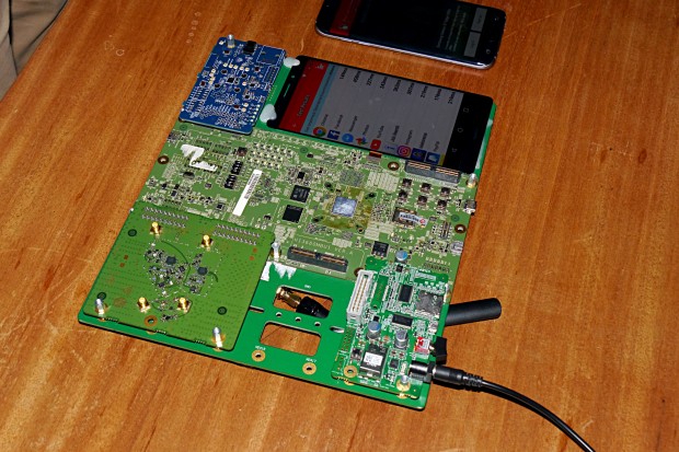 Platine mit Kirin 960 (Foto: Marc Sauter/Golem.de)