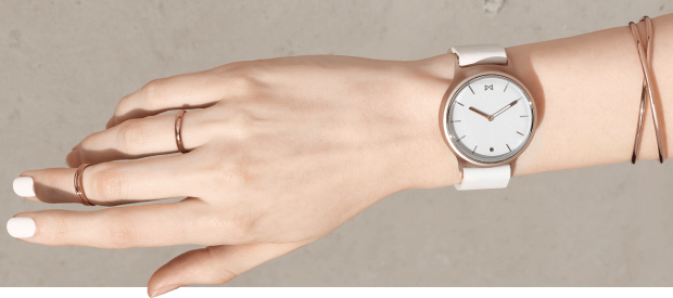 Die Phase ist nicht größer als eine herkömmliche Armbanduhr. (Bild: Misfit)